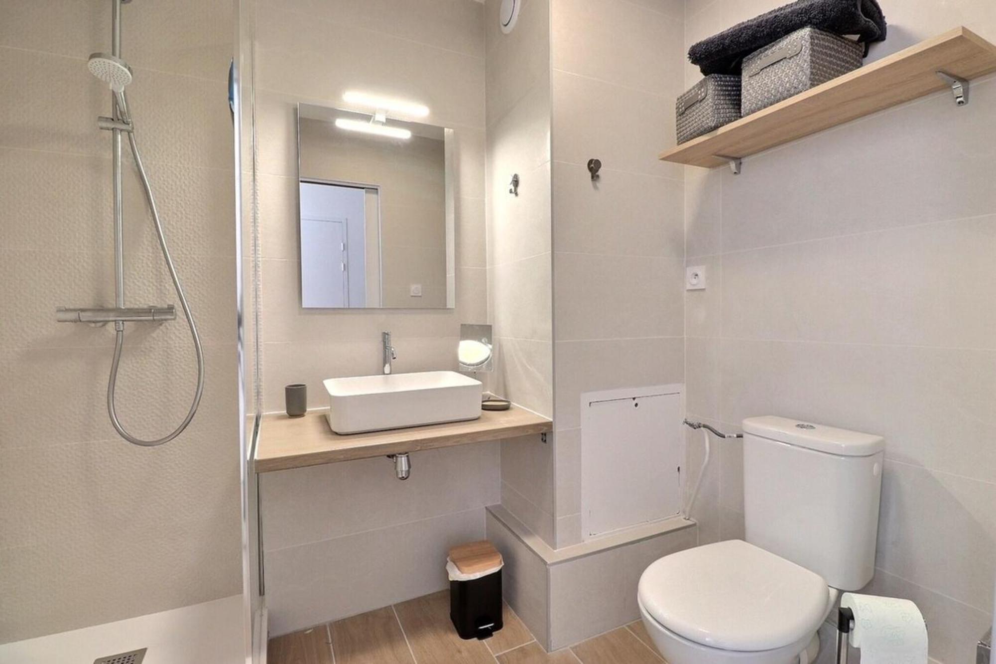 La Douce Parenthese - Studio With Garage - Lyon 4Th ภายนอก รูปภาพ